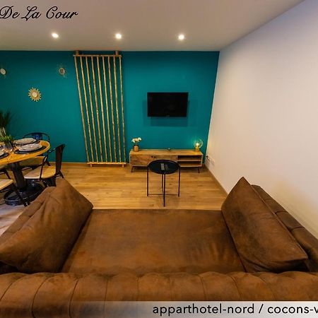 Le Cocon De La Cour Apartman Valenciennes Kültér fotó