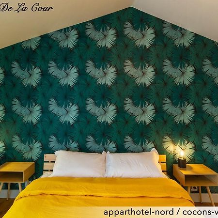 Le Cocon De La Cour Apartman Valenciennes Kültér fotó